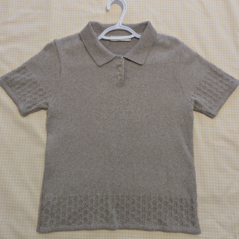 90's Embroidered style tee